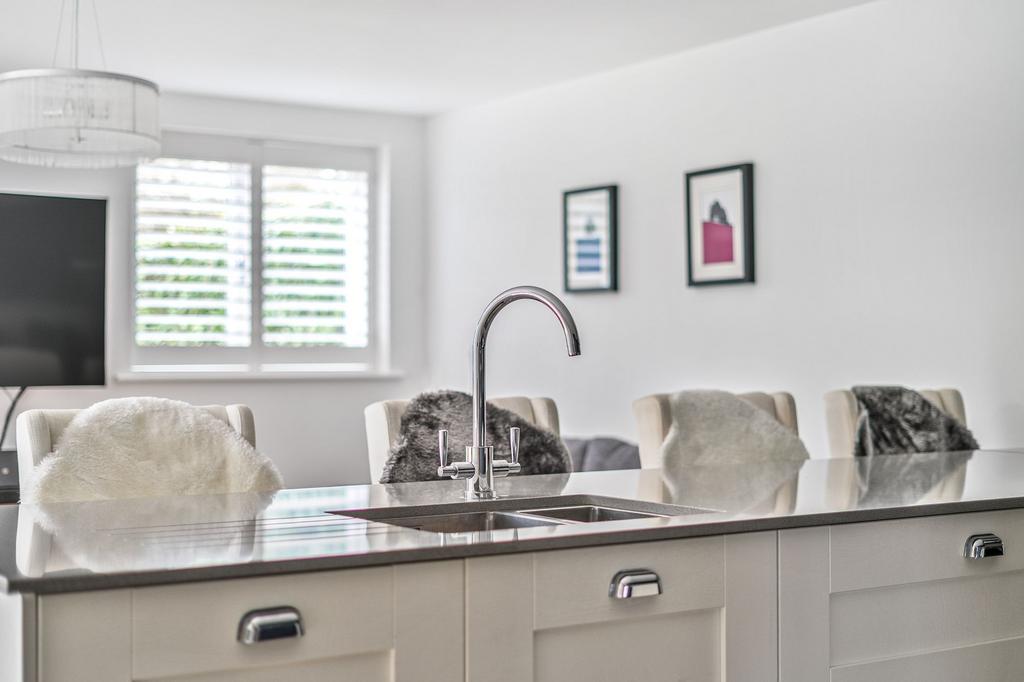 Kitchen / Sitting / Family Room