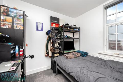 5 bedroom apartment to rent, 19 Melville Road, East Sussex BN3