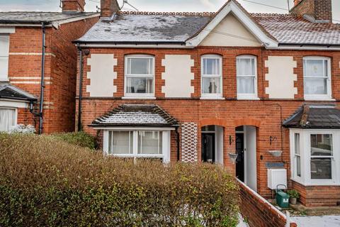 Queens Road,  Basingstoke,  RG21