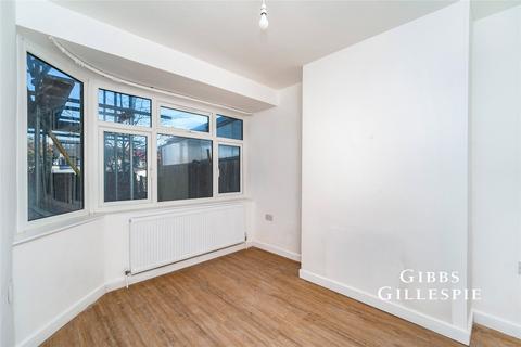 3 bedroom terraced house to rent, Lee Road, Perivale, Greenford, UB6