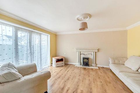 undefined, Topcliffe Garth, Hull HU7