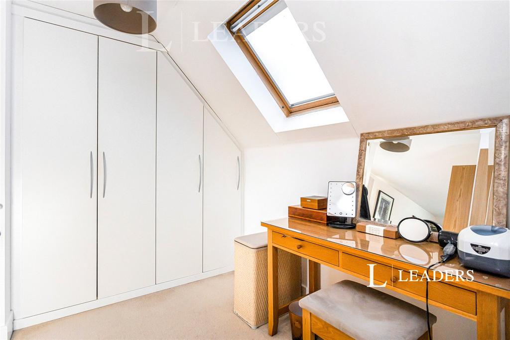 Built-In Wardrobes