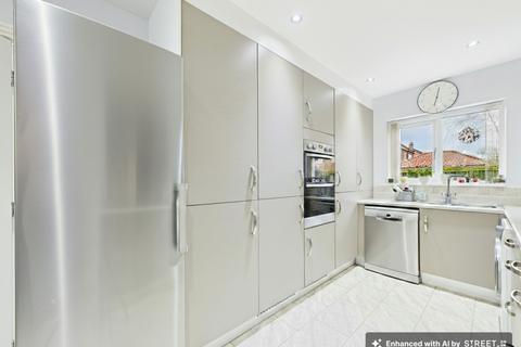 4 bedroom detached house for sale, Farm View, Norton, YO17