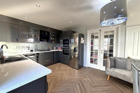 3 bedroom semi-detached house for sale, Ingleby Close, Westhoughton, Bolton