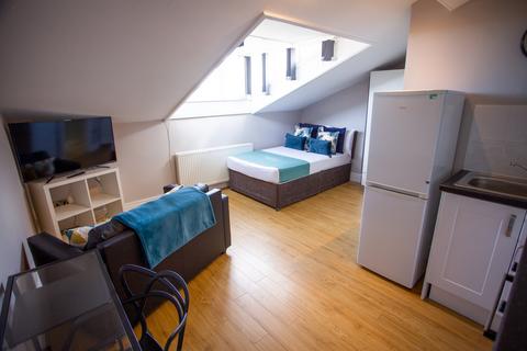 1 bedroom flat to rent, Upper Parliament Street, L8 7LG,