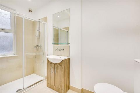 3 bedroom flat to rent, Fulham Palace Road, London SW6