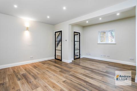 3 bedroom semi-detached house for sale, 3 Bedroom Semi Detached House – Blanche Lane, South Mimms EN6