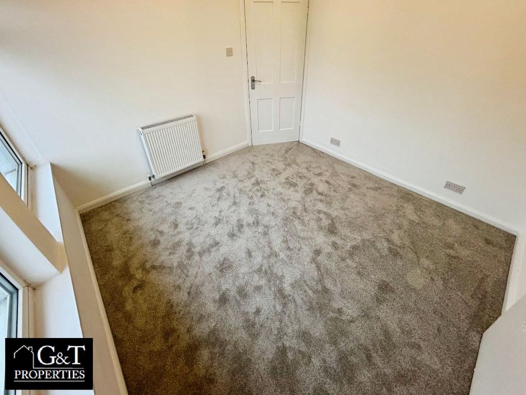 Second bedroom