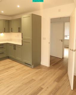 3 bedroom semi-detached house to rent, Tyldesley, Manchester