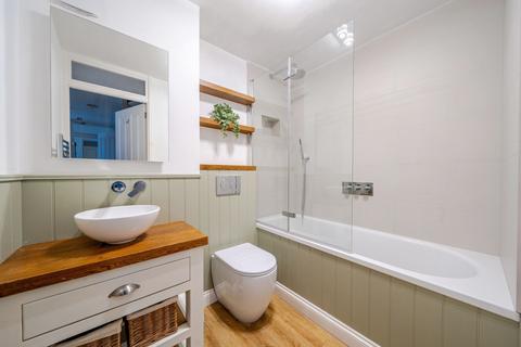 2 bedroom flat for sale, Oakwood Avenue, Beckenham, Kent, BR3