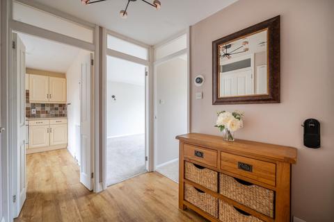 2 bedroom flat for sale, Oakwood Avenue, Beckenham, Kent, BR3