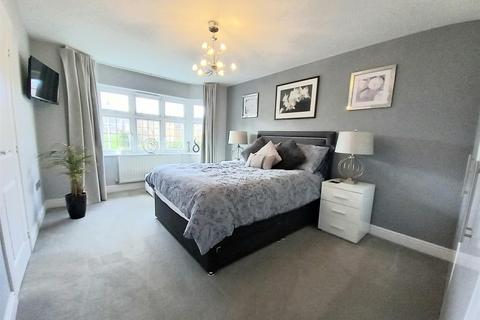 4 bedroom detached house for sale, Hughes Gardens, Bideford EX39