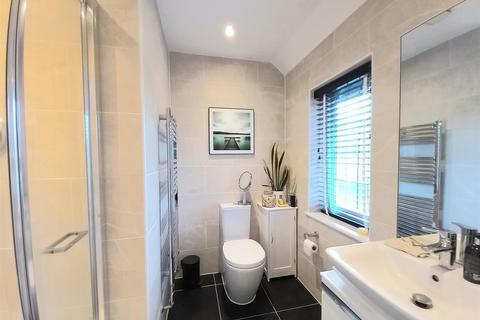 4 bedroom detached house for sale, Hughes Gardens, Bideford EX39