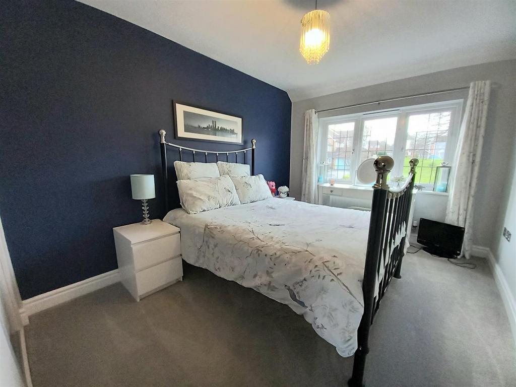 15 Hughes Bed.jpg