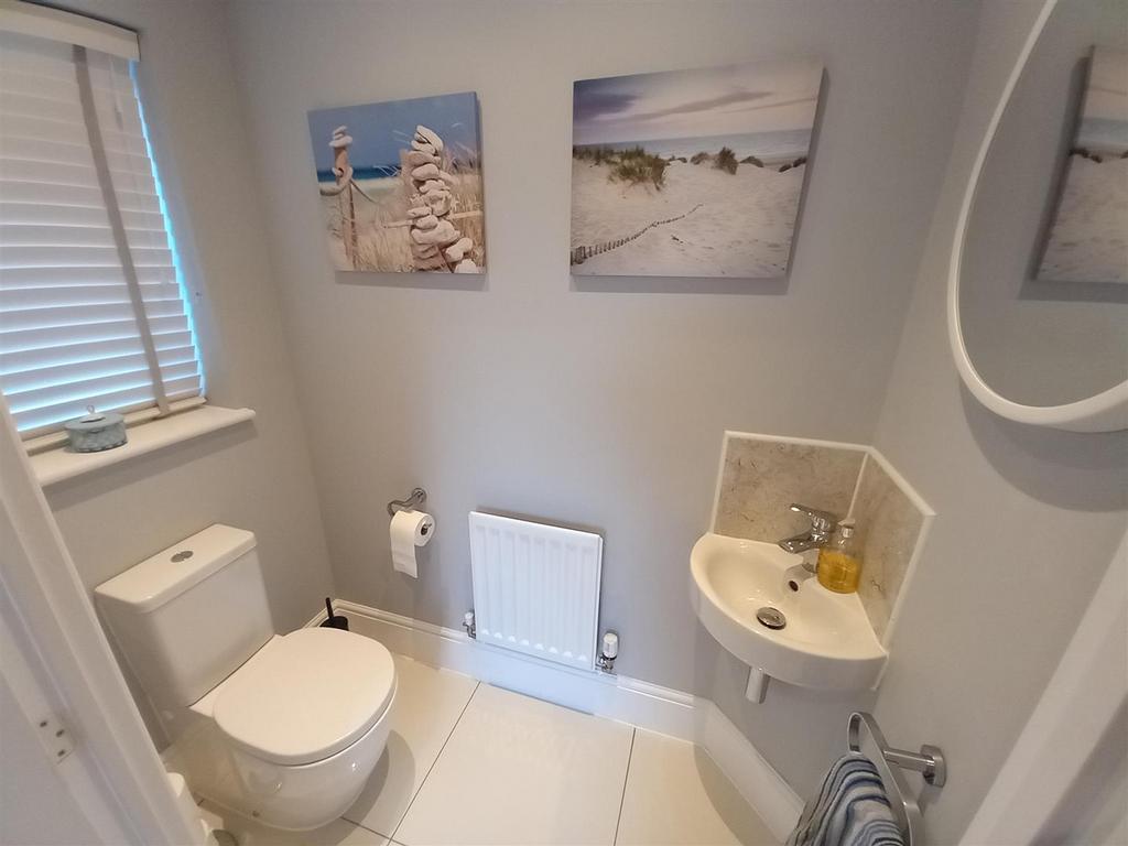 15 Hughes WC.jpg