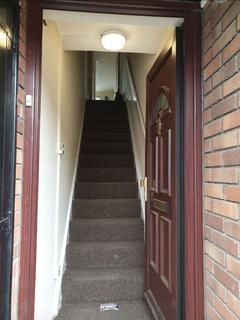1 bedroom maisonette to rent, Becton, E6