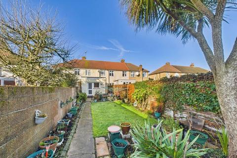 3 bedroom terraced house for sale, Sunningdale Avenue, Feltham, Middlesex, TW13