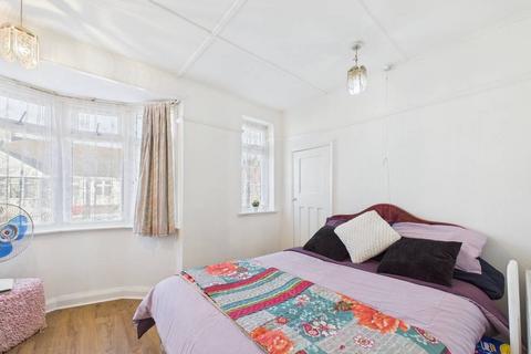3 bedroom terraced house for sale, Sunningdale Avenue, Feltham, Middlesex, TW13