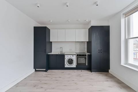 2 bedroom flat to rent, Mitcham Lane, Streatham Park, London, SW16
