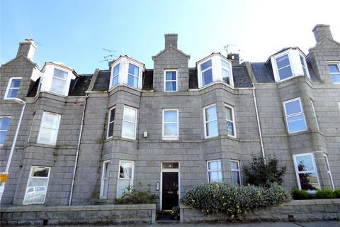 1 bedroom flat to rent, Merkland Road East, First Floor Left, Aberdeen, AB24