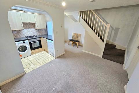 1 bedroom terraced house to rent, Albany Park, Colnbrook, Slough, SL3