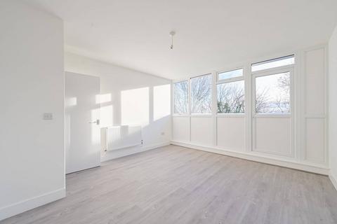 1 bedroom flat for sale, Woodleigh Court, Stuart Crescent, London, N22 5NL, Wood Green, London, N22