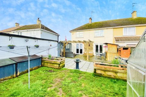 3 bedroom semi-detached house for sale, Pindar Road, New Parks, Leicester, LE3