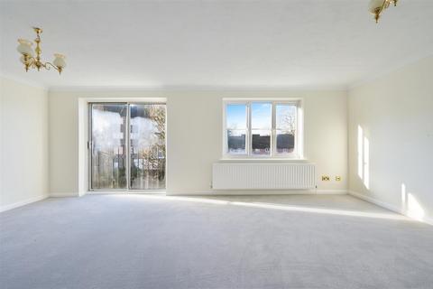 2 bedroom apartment for sale, Basing Road, Banstead