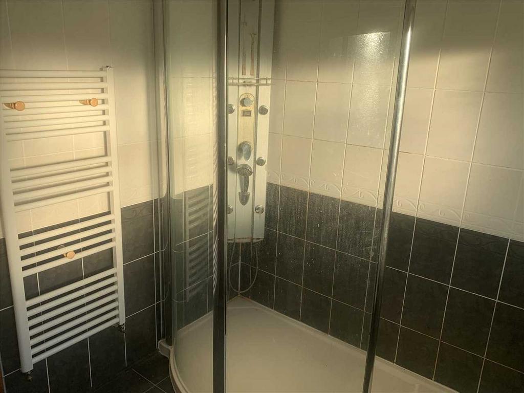 En-Suite Alternative