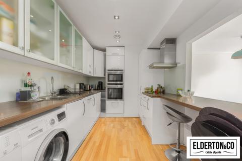 2 bedroom apartment to rent, Jamestown Road, London NW1