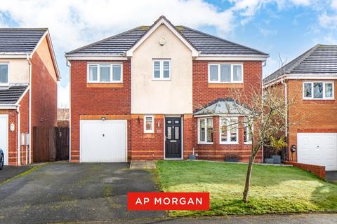5 bedroom detached house for sale, Royal Worcester Crescent, Bromsgrove, Worcestershire, B60