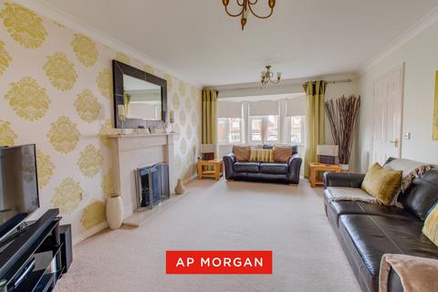 5 bedroom detached house for sale, Royal Worcester Crescent, Bromsgrove, Worcestershire, B60