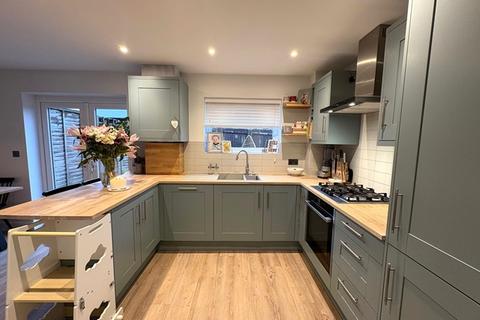 3 bedroom end of terrace house for sale, St Leonards Road, Honiton EX14