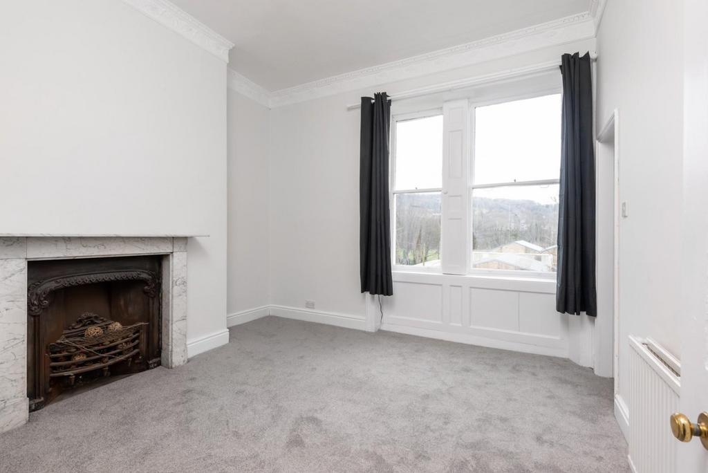 FFF, 9 Kensington Place, Bath BA1 6 AW-2.jpg
