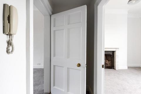 undefined, Kensington Place, Bath BA1