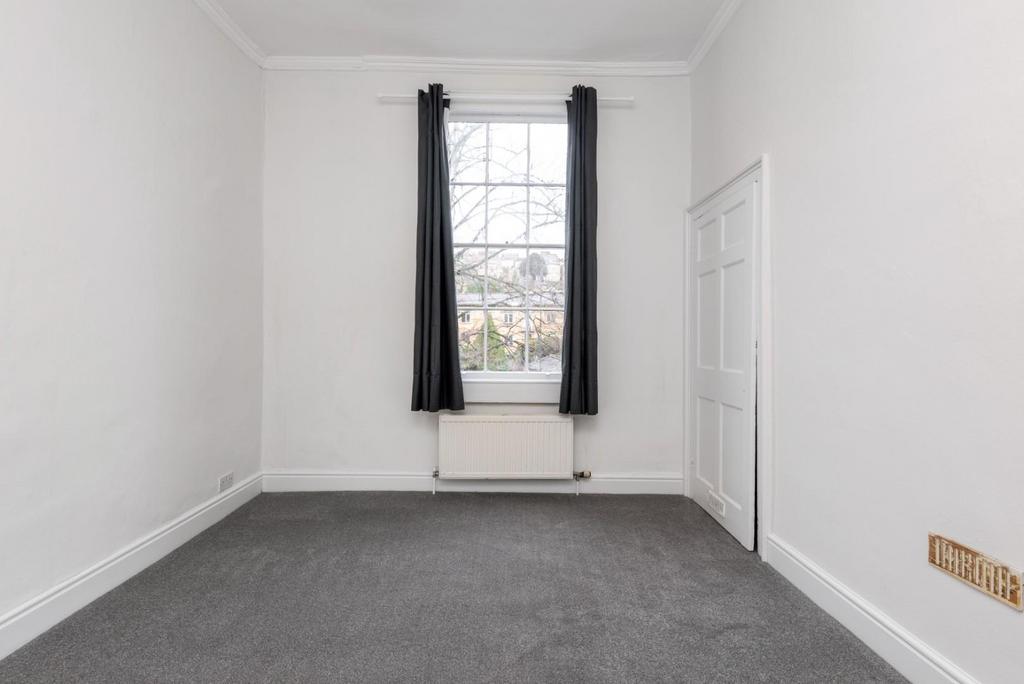 FFF, 9 Kensington Place, Bath BA1 6 AW-11.jpg
