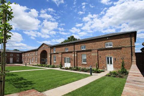 2 bedroom semi-detached house to rent, East Courtyard, Alderley Park