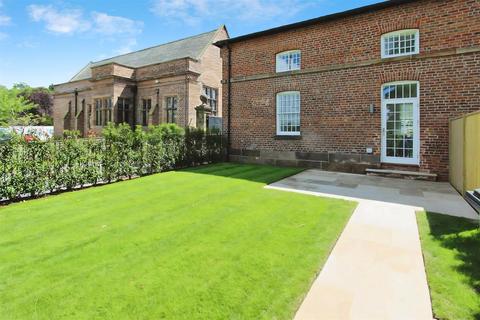 2 bedroom semi-detached house to rent, East Courtyard, Alderley Park