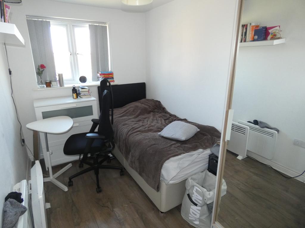 Single bedroom