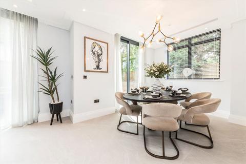 undefined, Parkside, London SW19