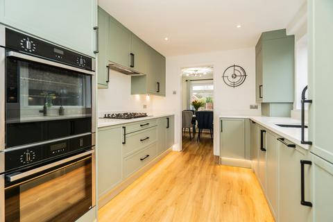 4 bedroom detached house for sale, Hoylake Close, Bletchley, Milton Keynes MK3