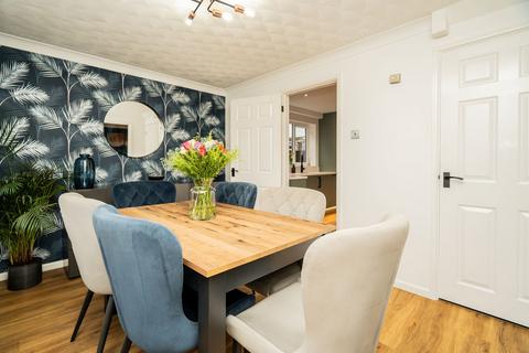 4 bedroom detached house for sale, Hoylake Close, Bletchley, Milton Keynes MK3