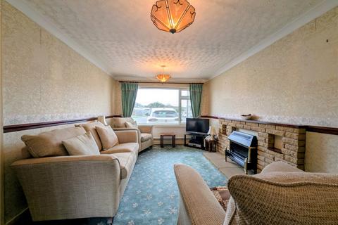 3 bedroom end of terrace house for sale, Tennyson Way, Kidderminster, Worcestershire, DY10
