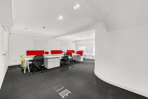 undefined, Eastbourne Mews, Bayswater, London