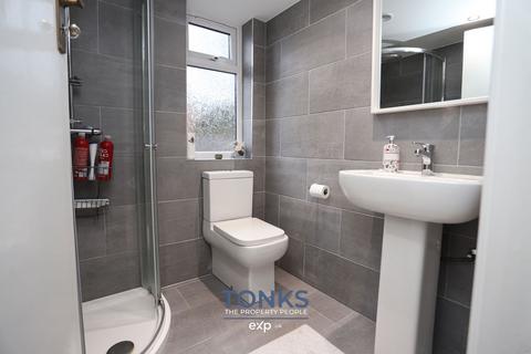 4 bedroom detached house for sale, Oakham Road, Dudley DY2