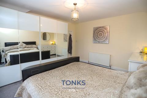 4 bedroom detached house for sale, Oakham Road, Dudley DY2