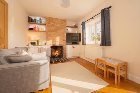 3 bedroom terraced house for sale, High Street, Paulerspury NN12