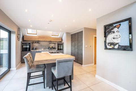4 bedroom semi-detached house for sale, Berkhamsted, Hertfordshire, HP4
