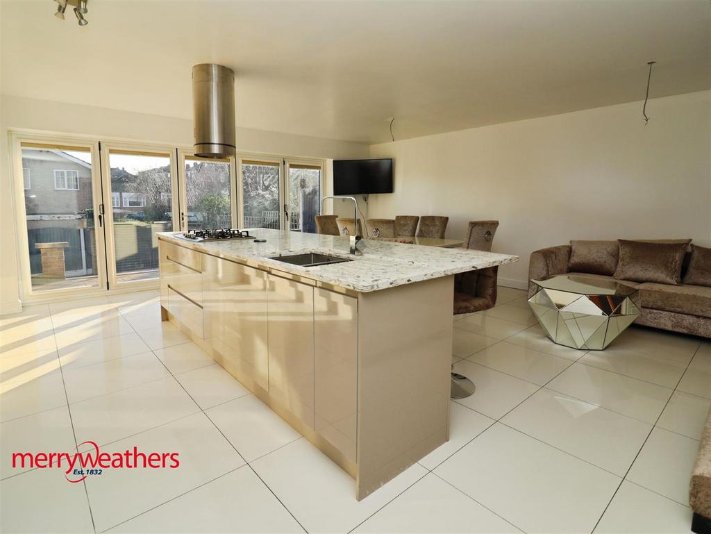 Magnificent dining kitchen extension