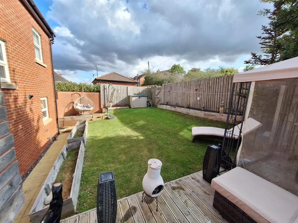 Lawn from decked area.jpeg